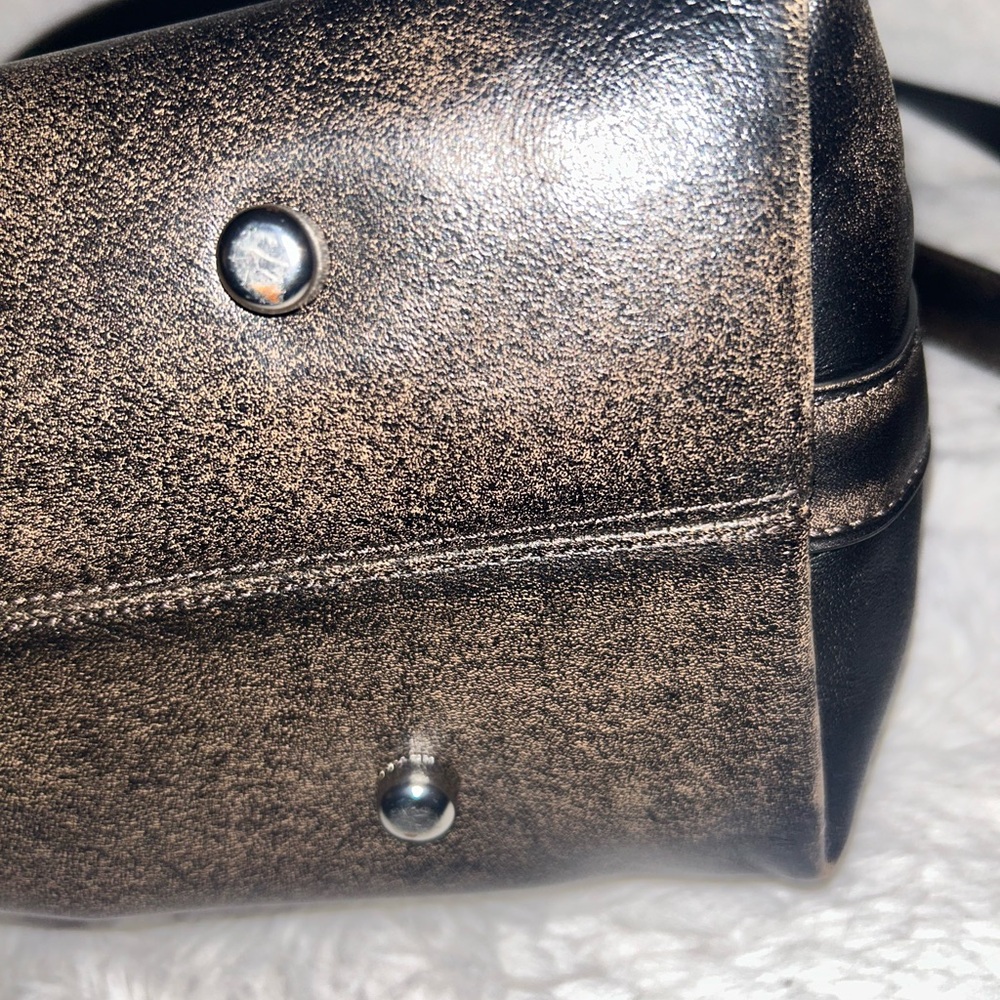 Coach Soft Empire 40 Distressed Leather Carryall - Picture 15 of 16